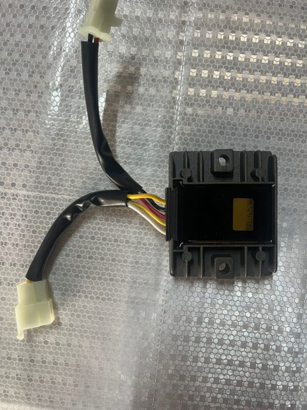 Voltage Regulator Rectifier Motorcycle - Rs 400