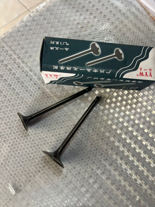 Gn125 GS125 Motorcycle Valve Intake Exhaust Stem Valve Motorcycle Parts